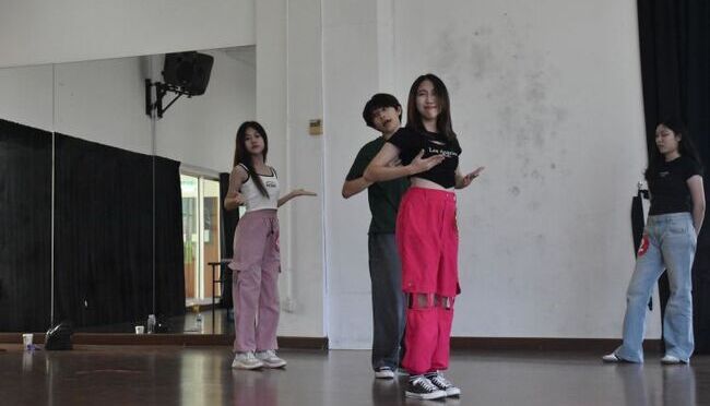 K-Pop Random Play Dance by BAC Performing Arts Club